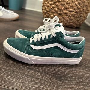 Vans old skool- women’s 9.5